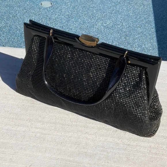 Whiting & Davis Black & Gold Undertone Mesh Handbag - Picture 3 of 13